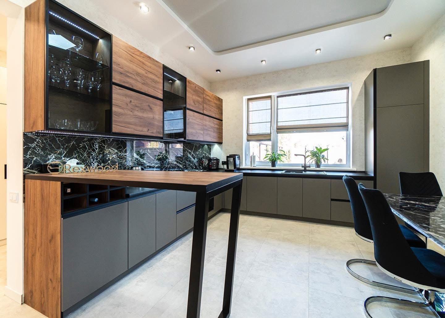 Graphite & Oak Kitchen with Bar — 5
