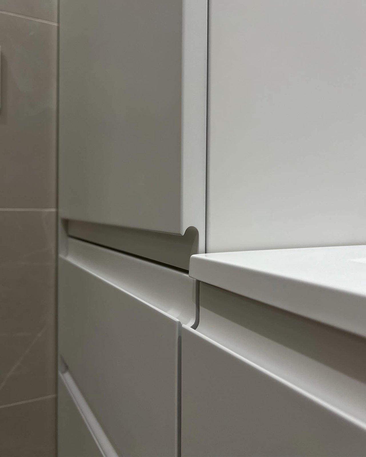 Handleless Bathroom Vanity with Pull-Out Laundry Basket — 2