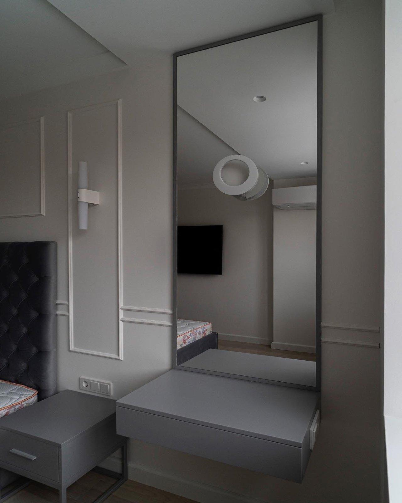 Bedroom with Tufted Headboard — 4