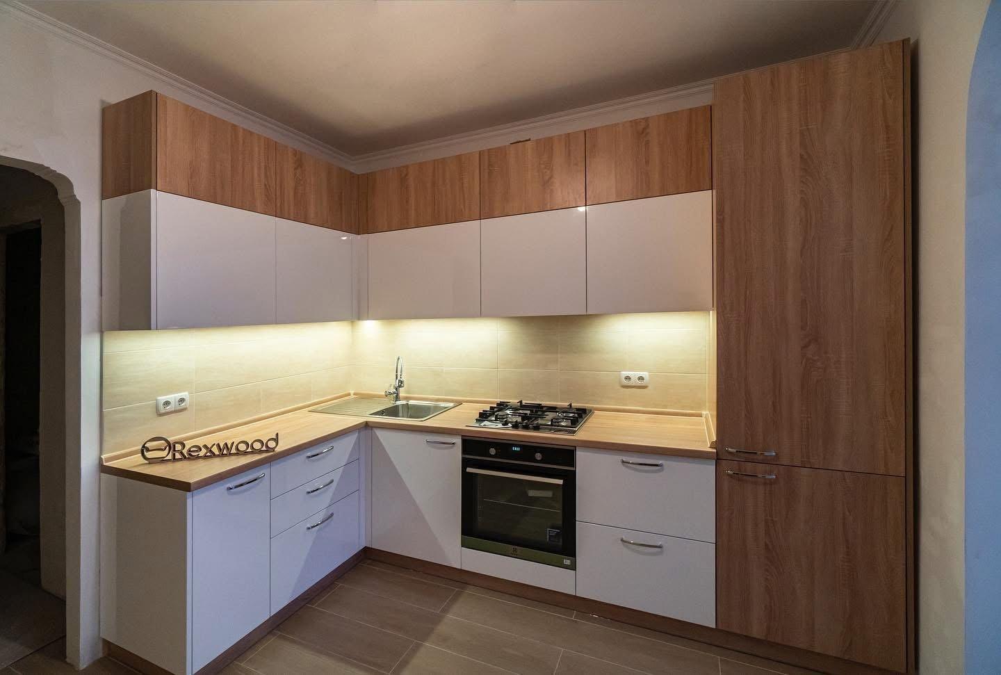 White Gloss & Oak L-Shaped Kitchen with Tall Larder