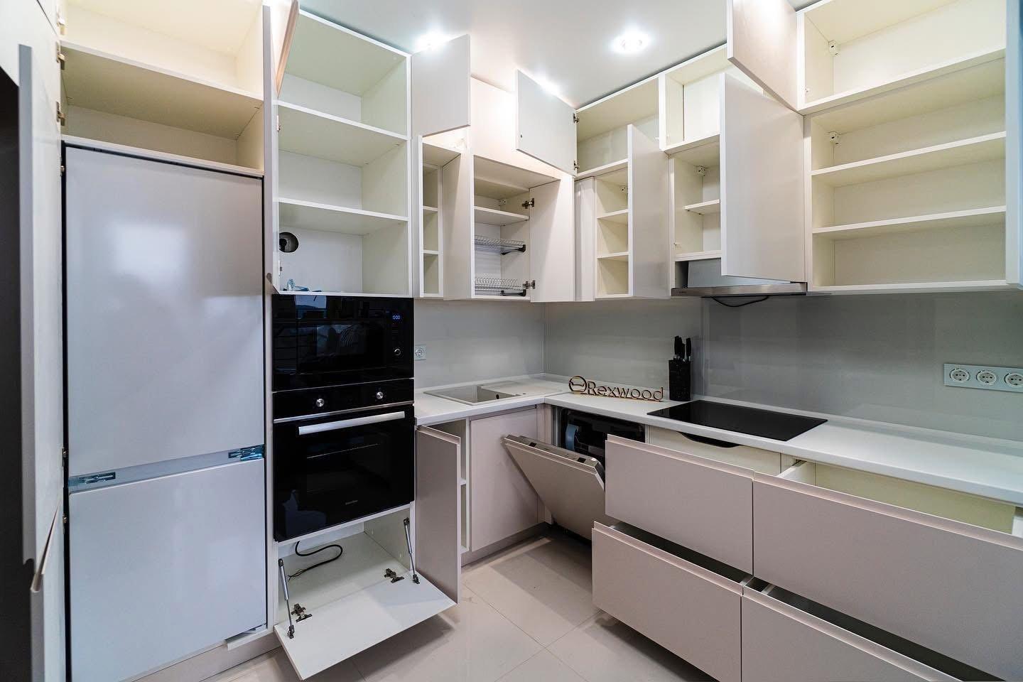 Cashmere & White Handleless L-Shaped Kitchen — 7
