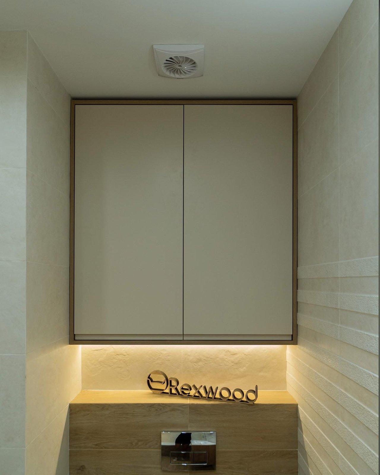 Cream & Oak Bathroom with Concealed Storage — 3