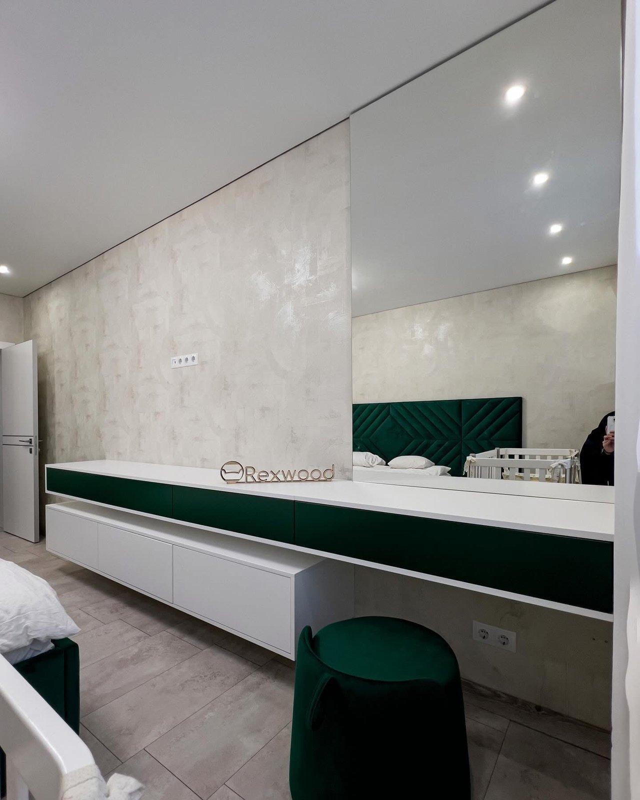Emerald Velvet Bedroom with Floating Dressing Console — 4