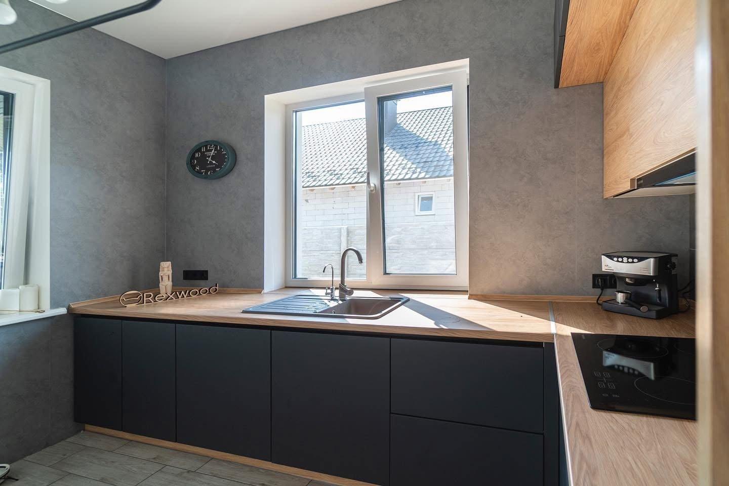 Graphite & Oak L-Shaped Kitchen — 5