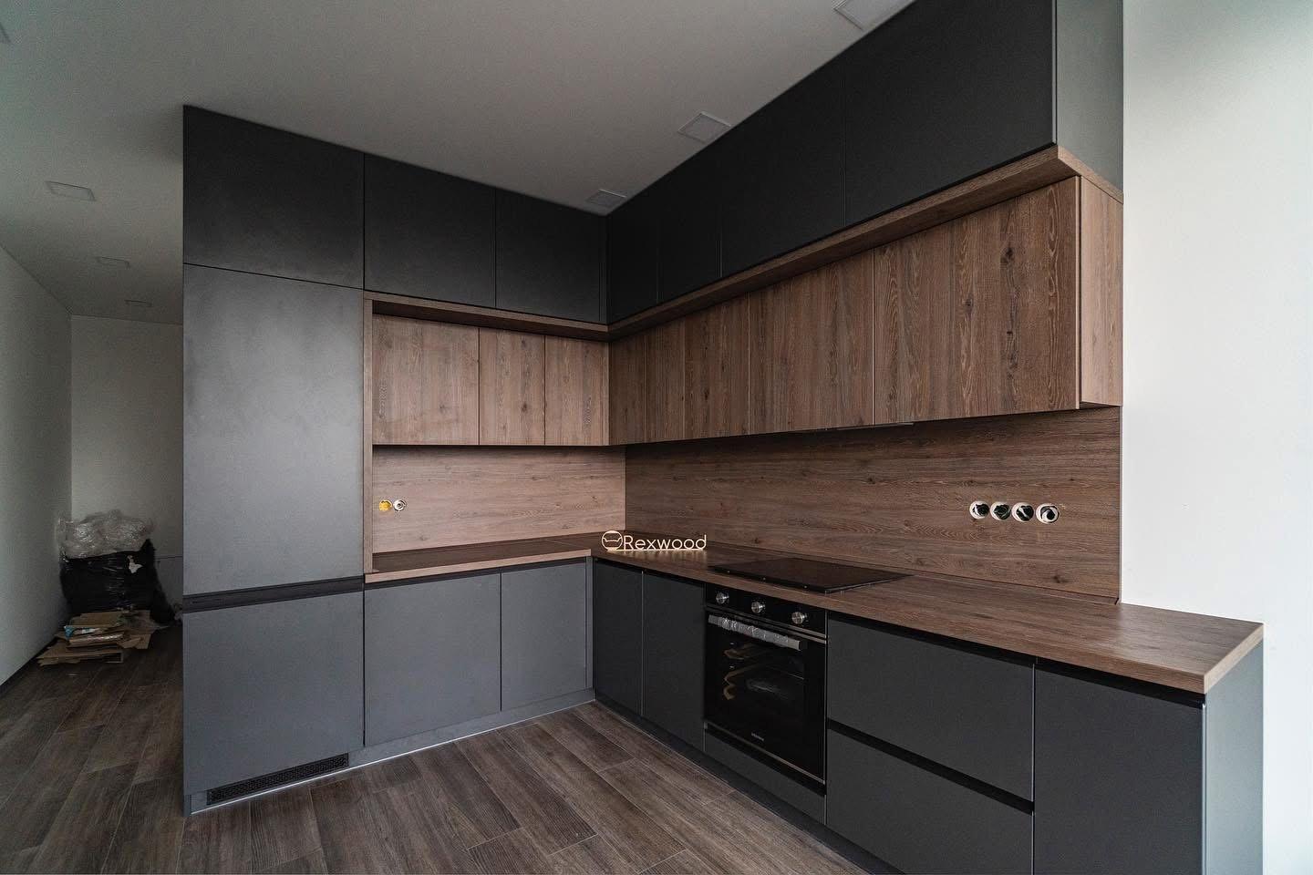 Graphite & Smoked Oak Ceiling-High Kitchen — 3