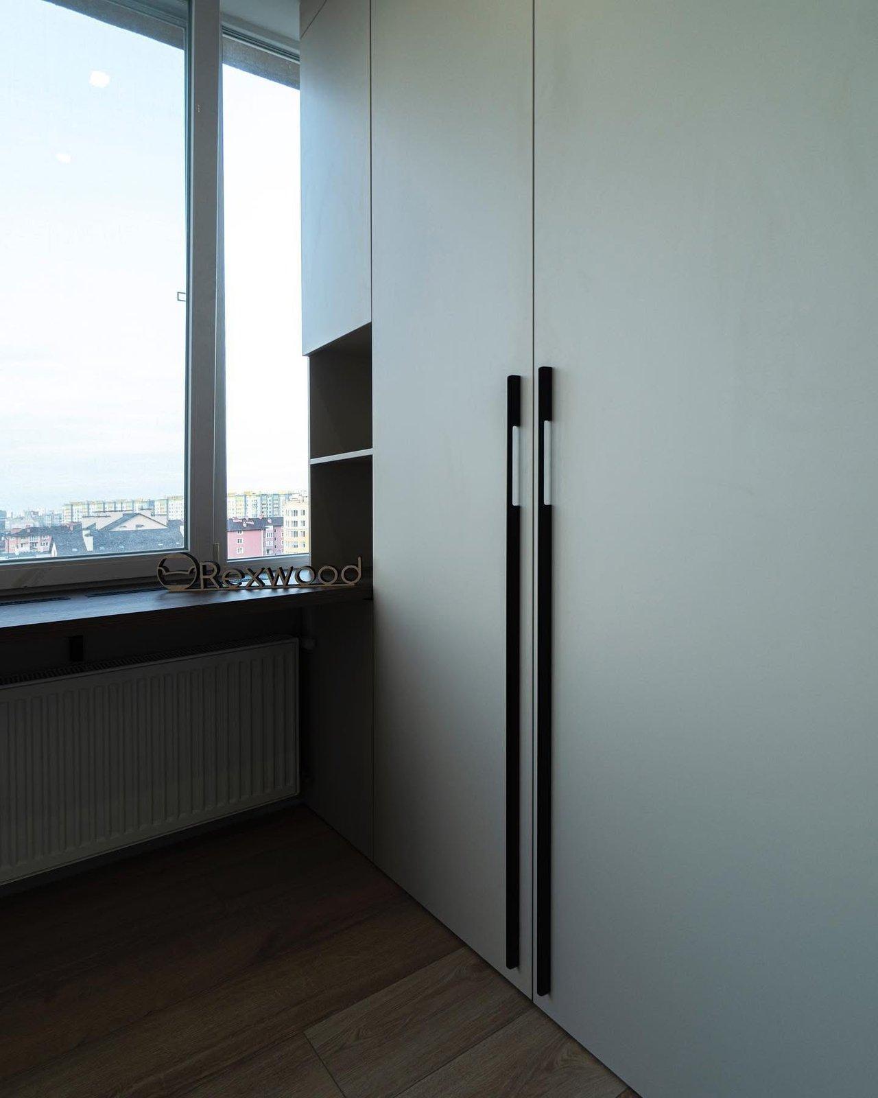 Balcony Study with Window Desk, Handleless Wardrobe & Hidden Storage — 5