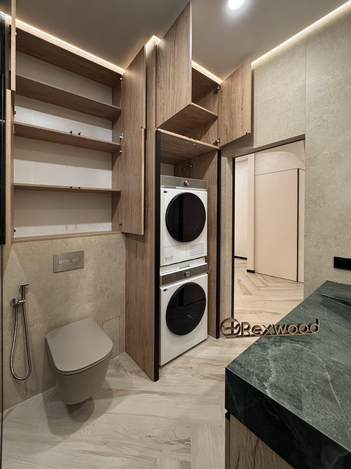 Oak Bathroom with Concealed Laundry & Cat House — 3