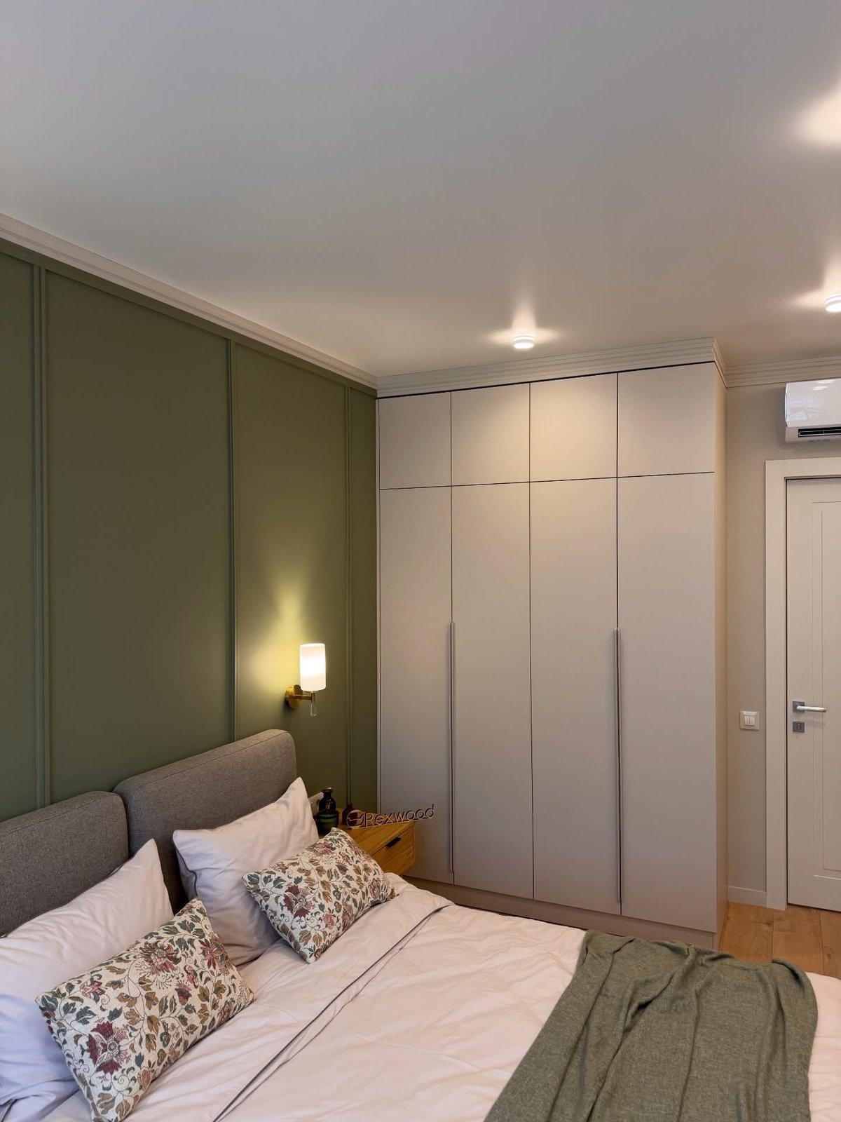 Bedroom Wardrobe with Sage Panelling