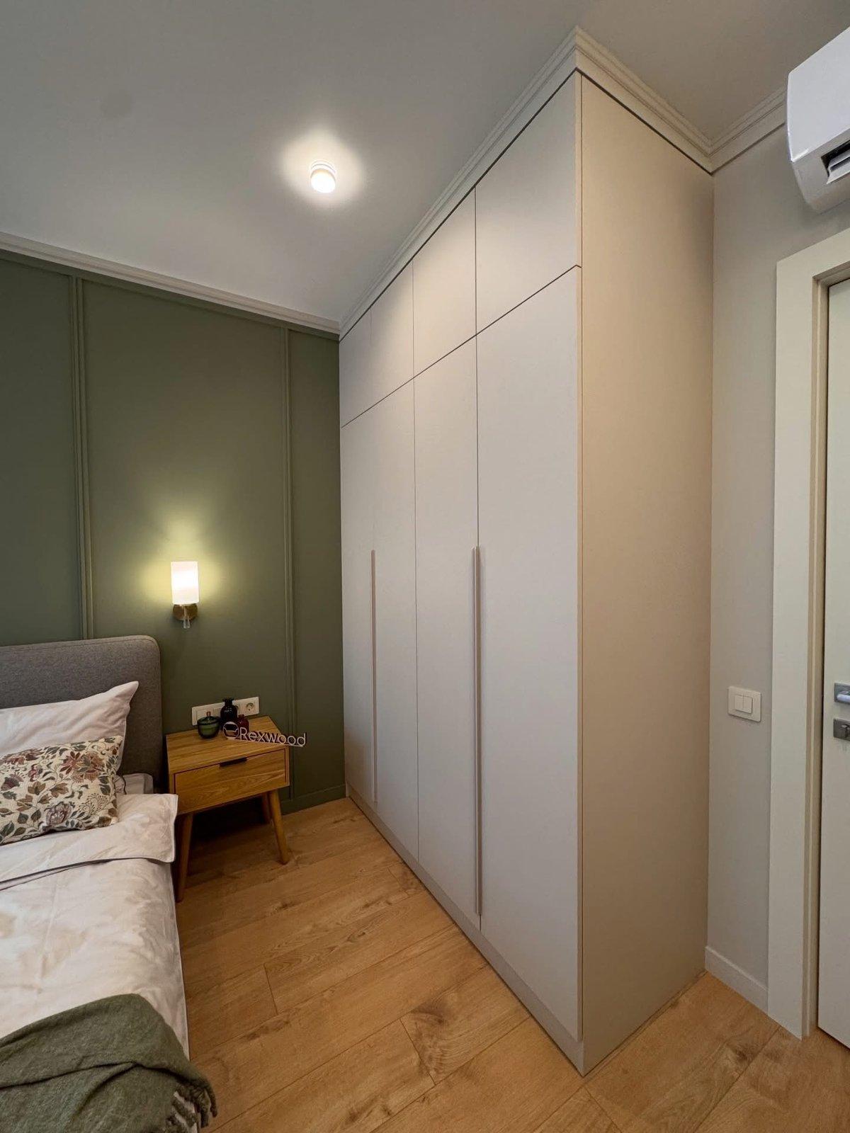 Bedroom Wardrobe with Sage Panelling — 3