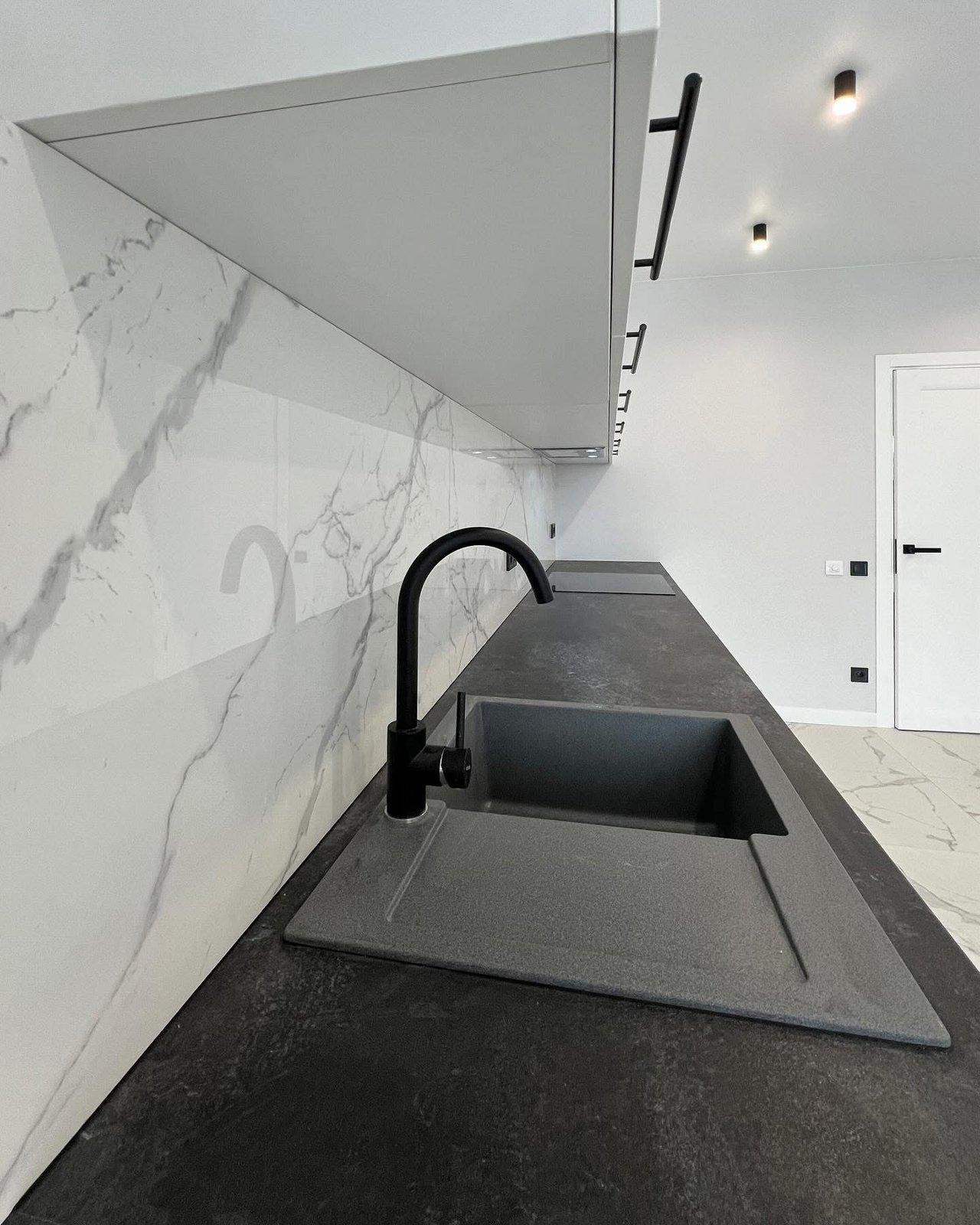 Minimalistische Wohnung in Weiß — 4